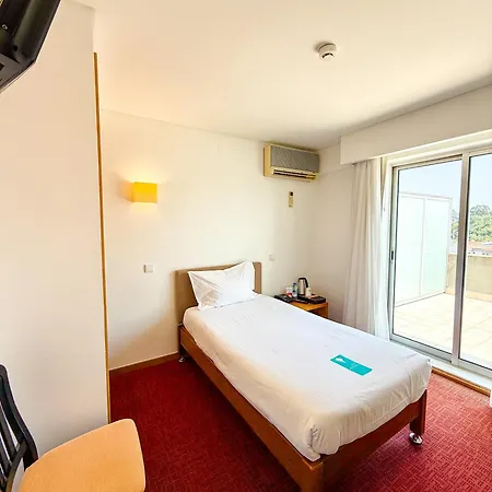 Centro מלון 3*