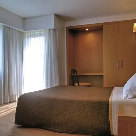Centro 3*