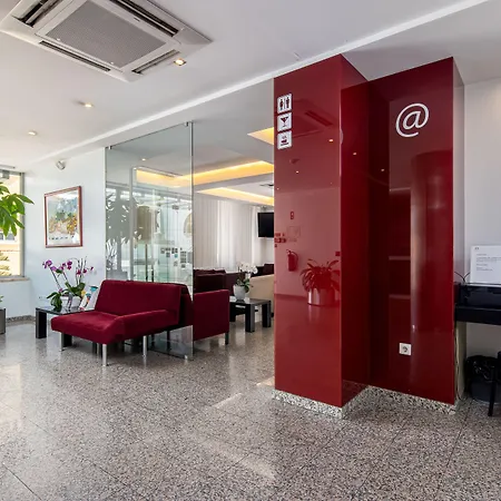 Centro 3*